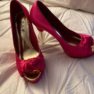 Hot pink “Barbie” pumps by Town shoes